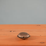 silver-clamshell-ashtray-01