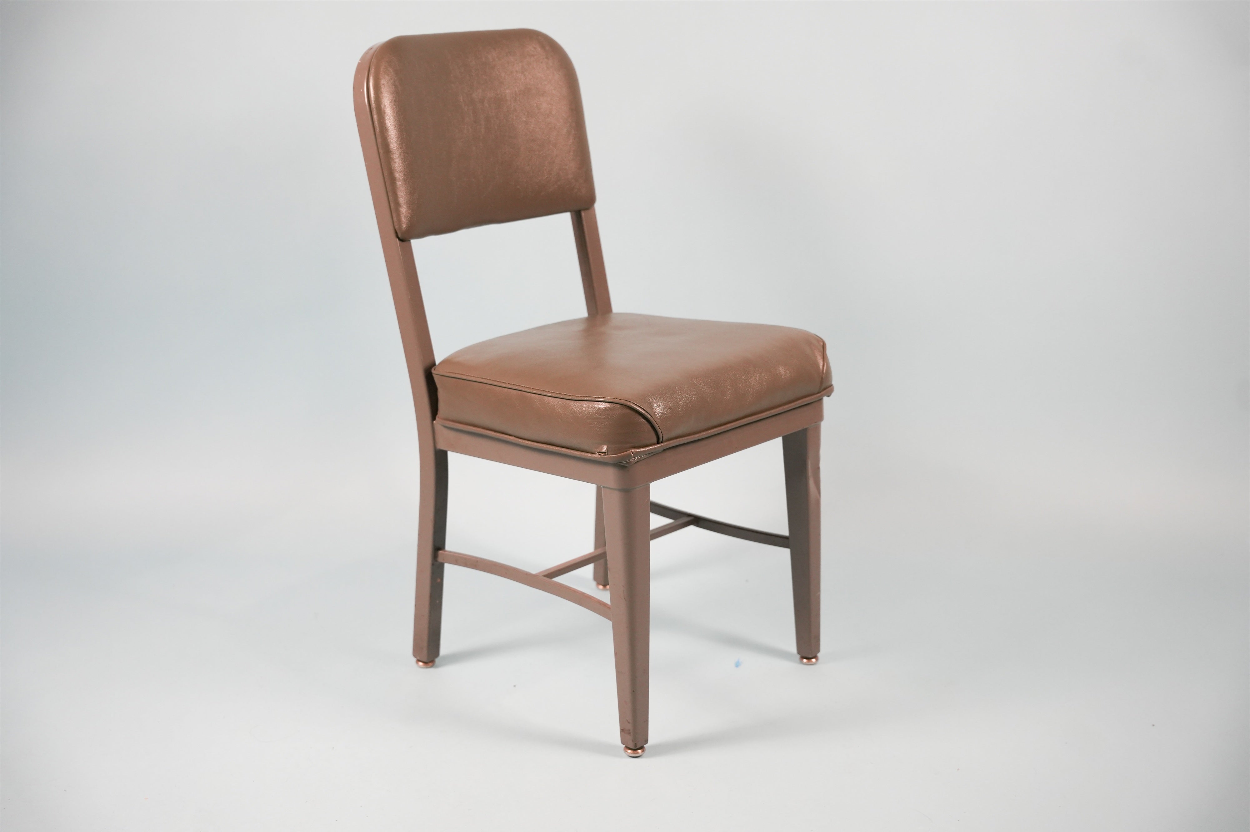 Steel-tanker-chair-03