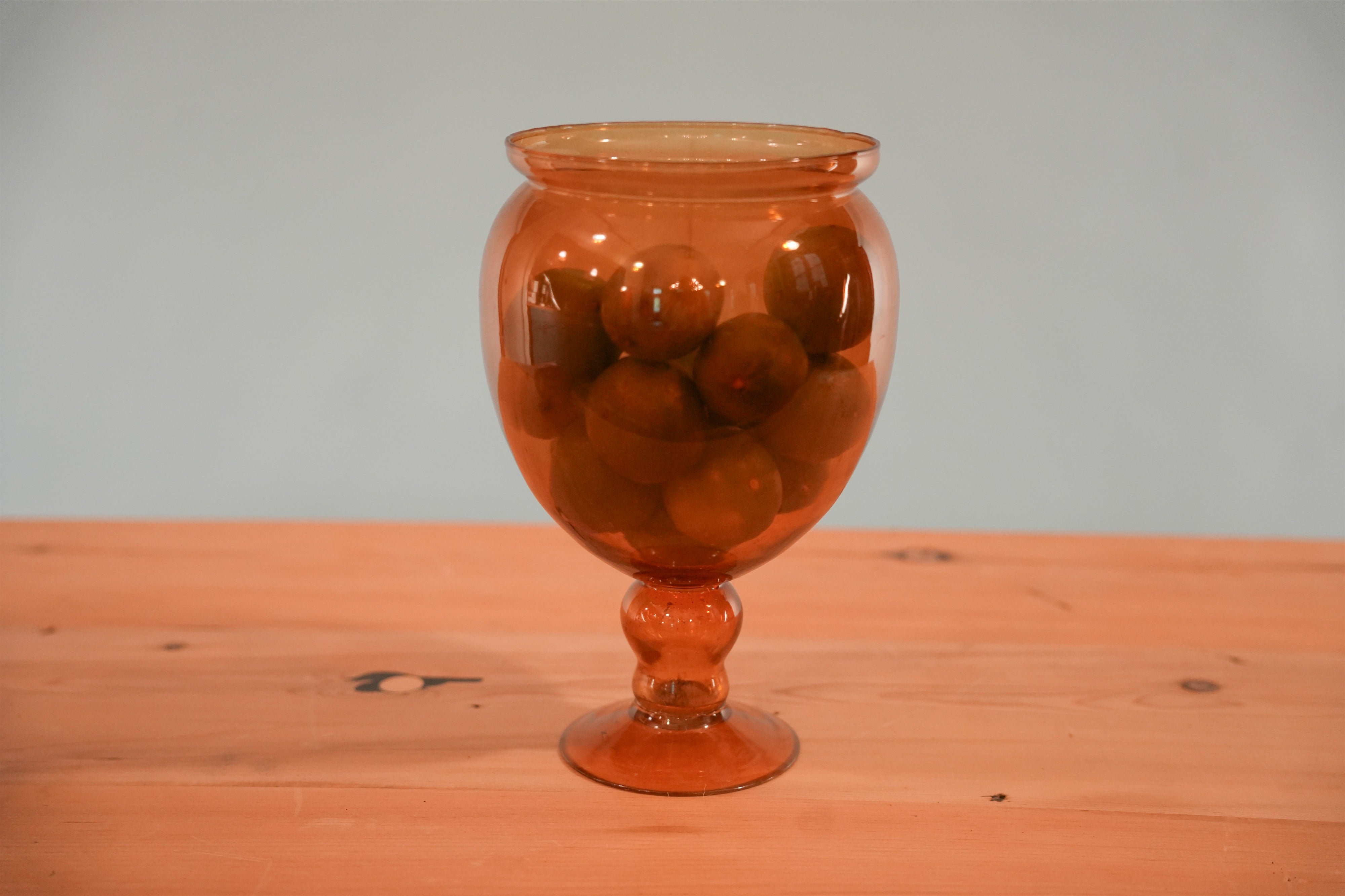 amber-glass-goblet-vase-03