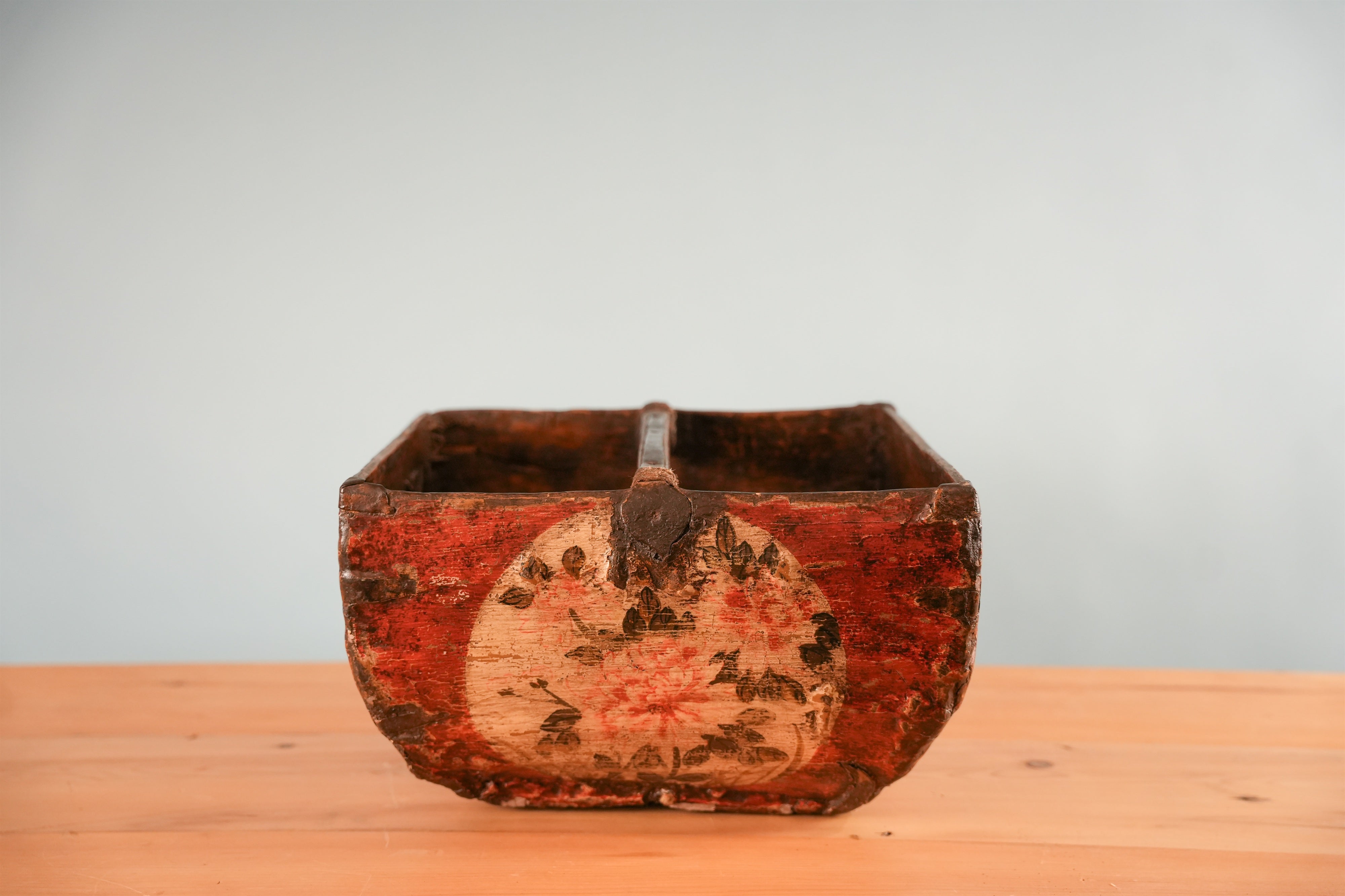 antique-painted-wood-rice-basket-05