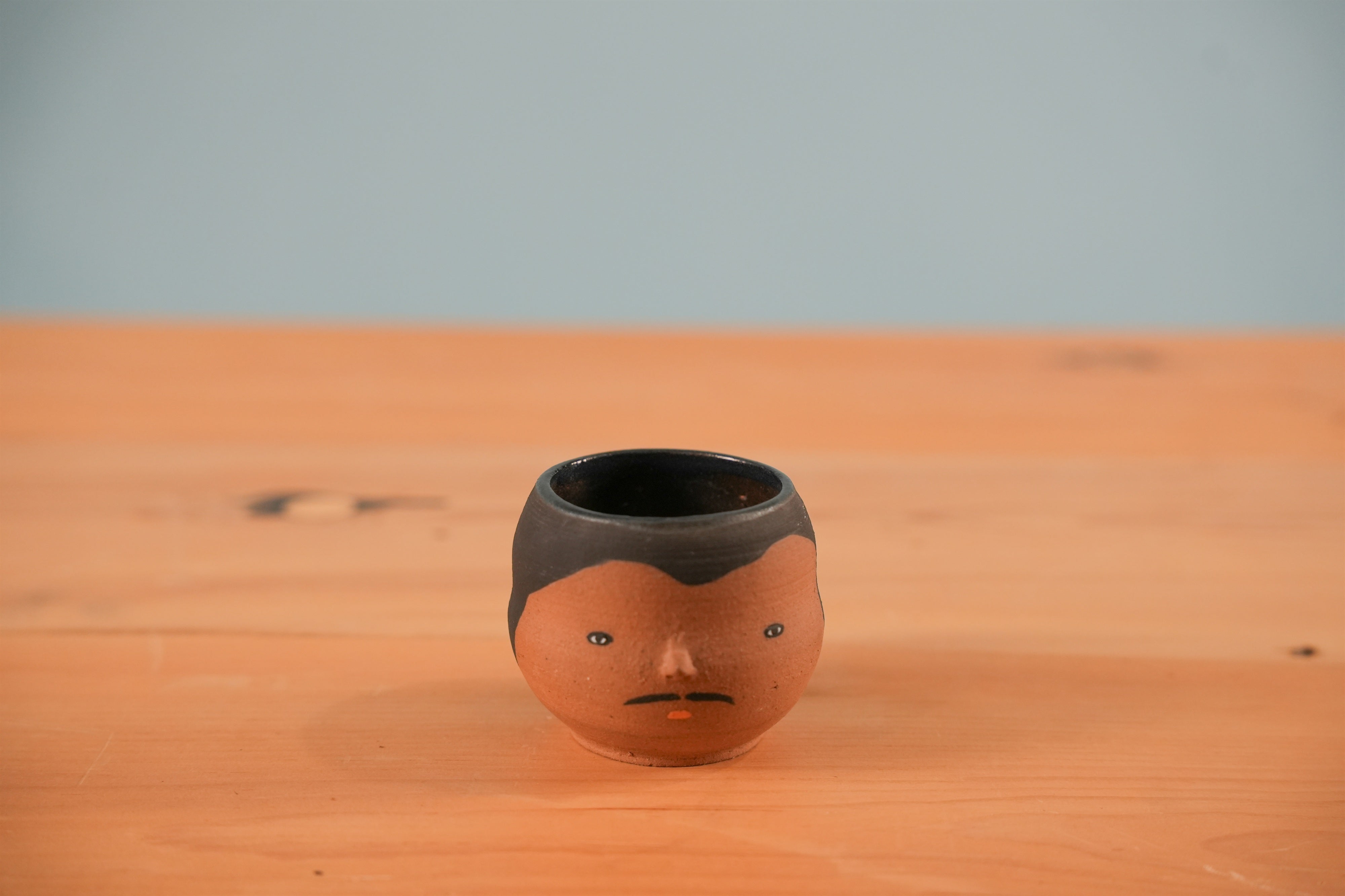 ceramic-face-vessel-02