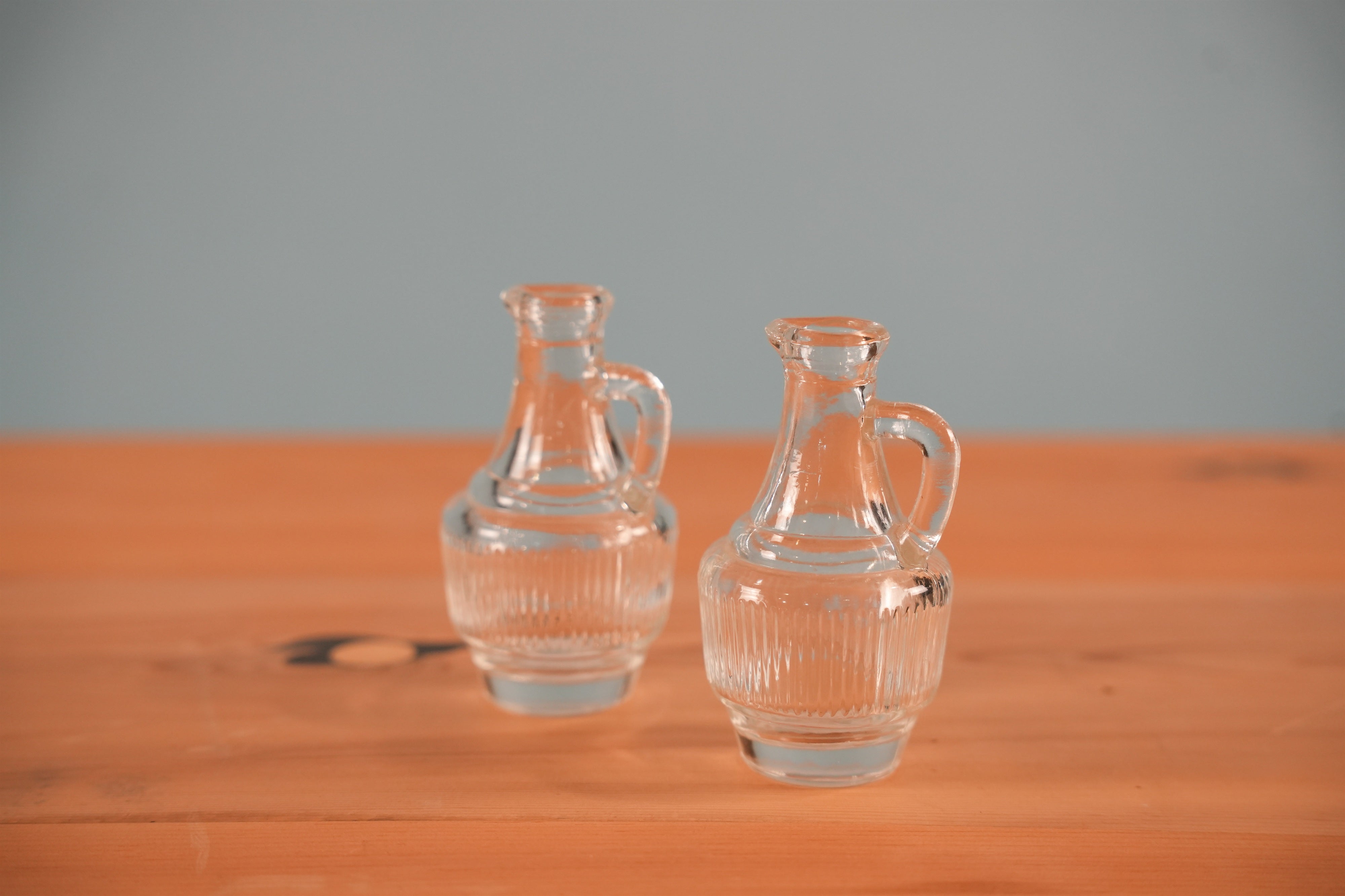 glass-cruet-bottles-02