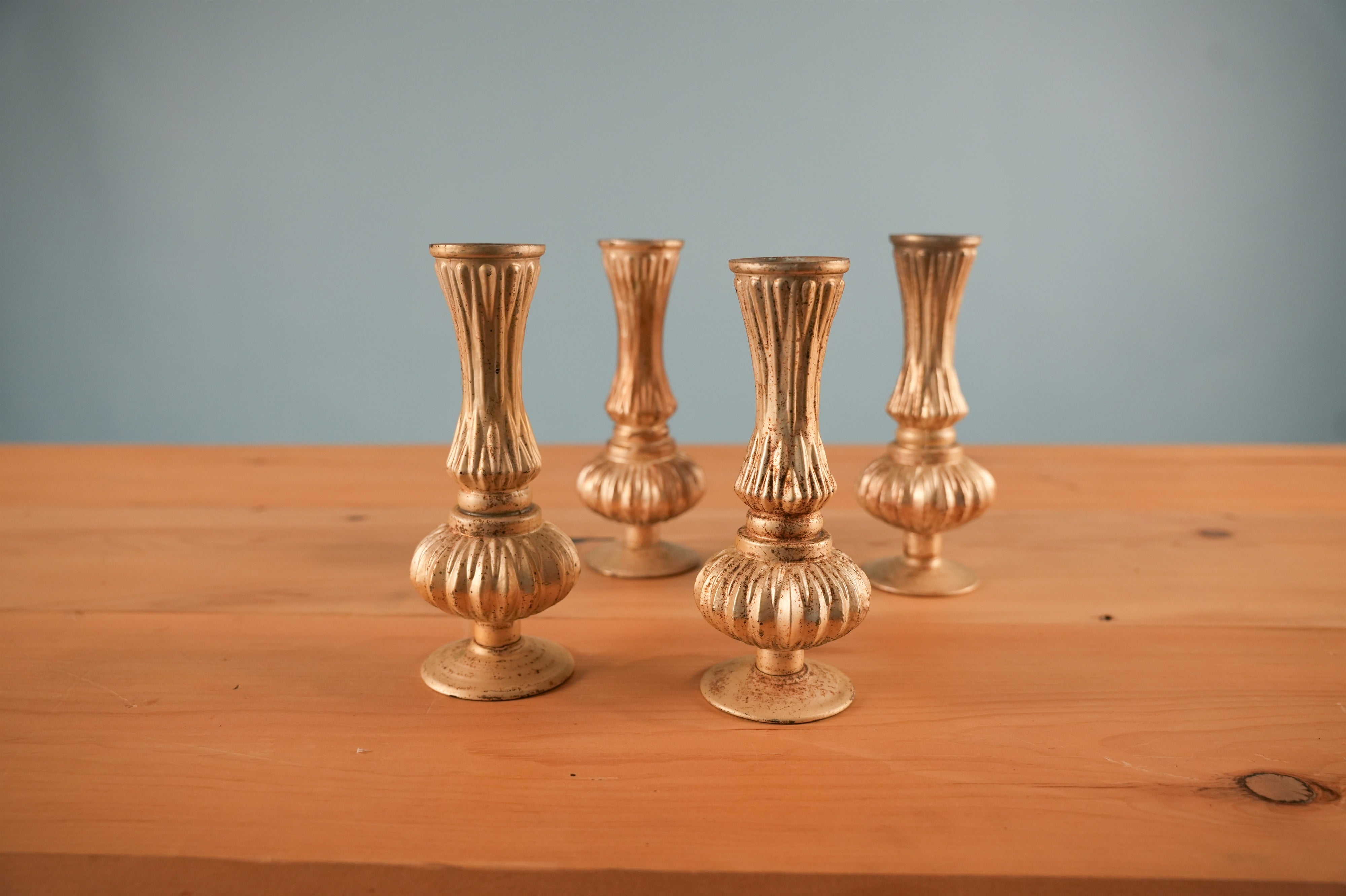 gold-fluted-bud-vases-01