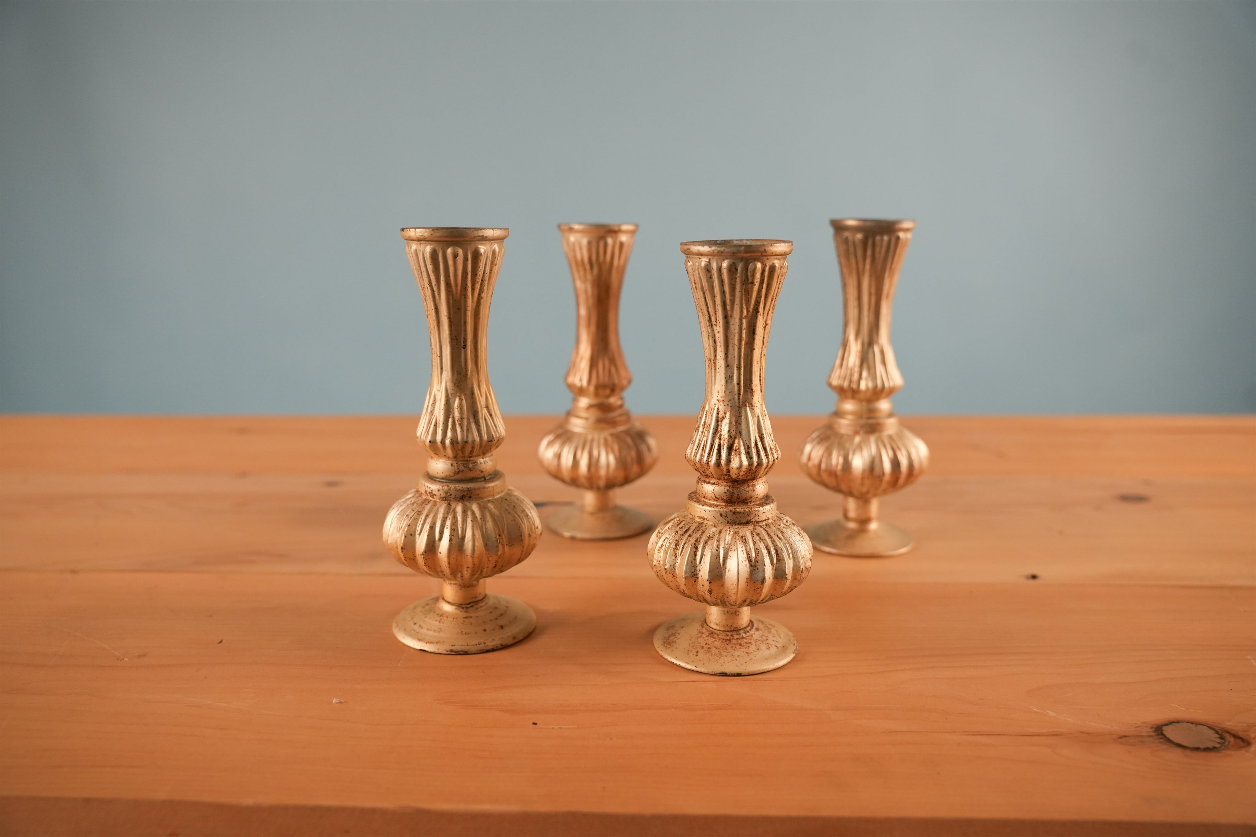gold-fluted-bud-vases-01