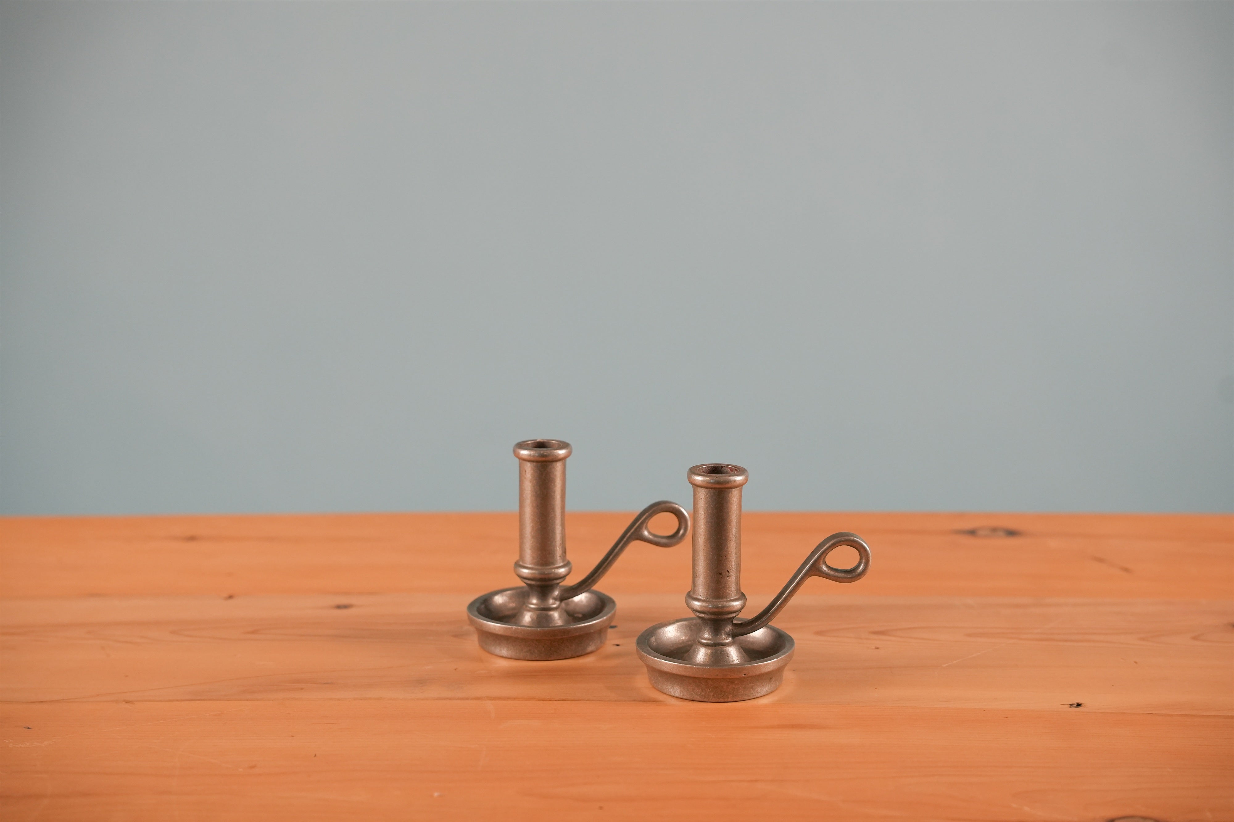 pewter-chamberstick-candlesticks-07