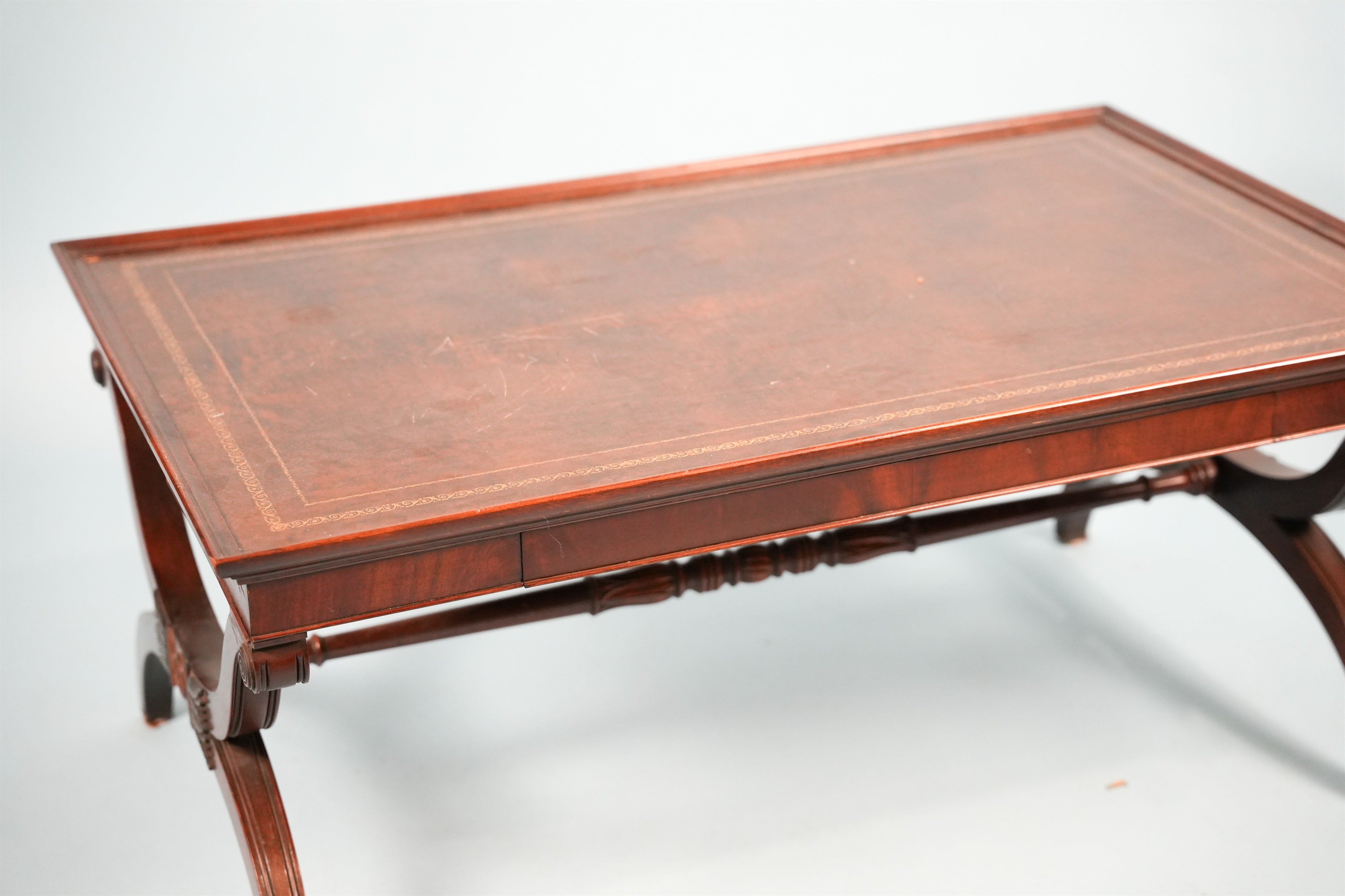regency-style-leather-top-coffee-table-04
