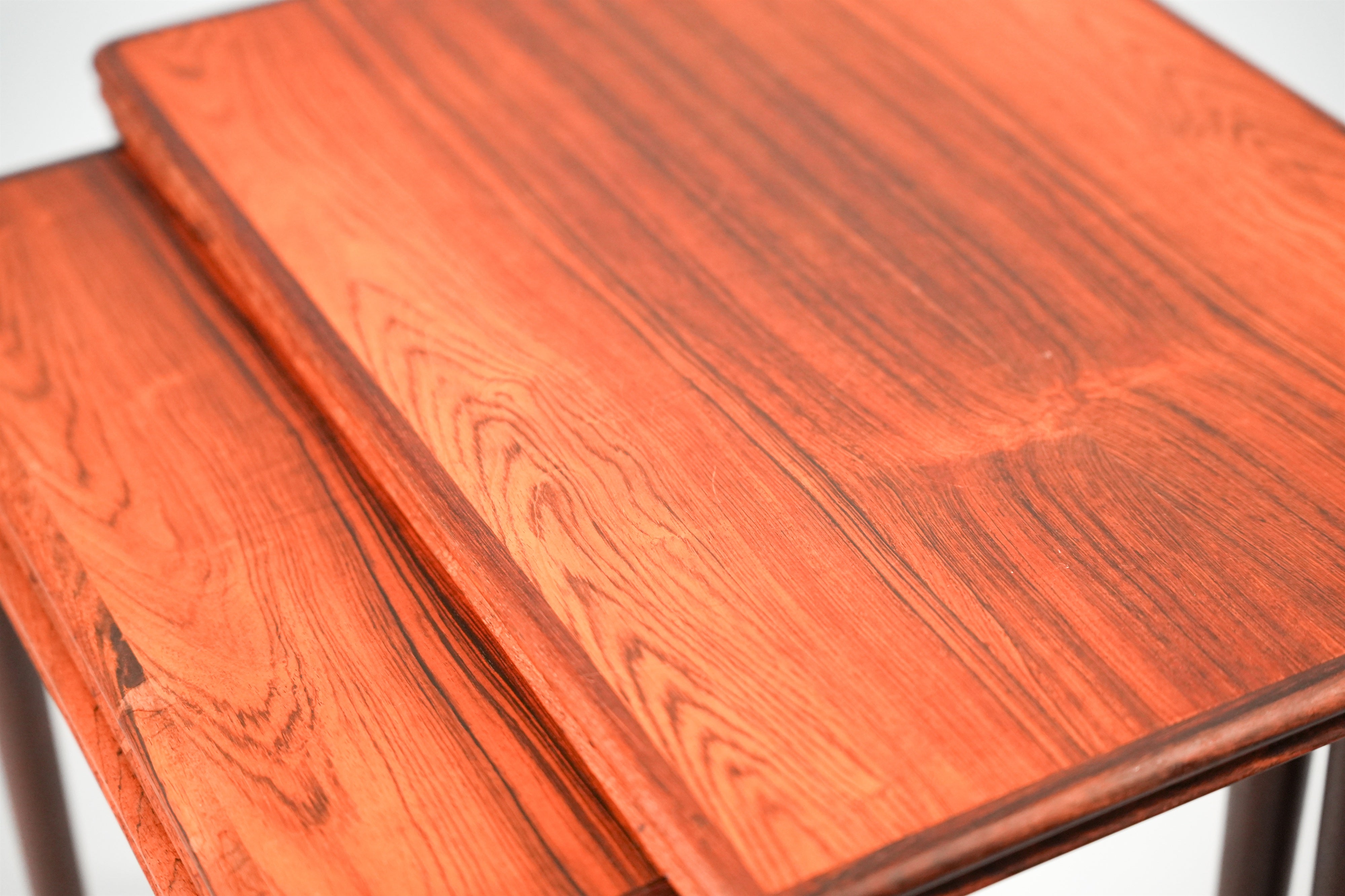 rosewood-nesting-tables-07