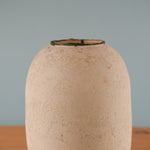 speckled-glass-egg-vase-02