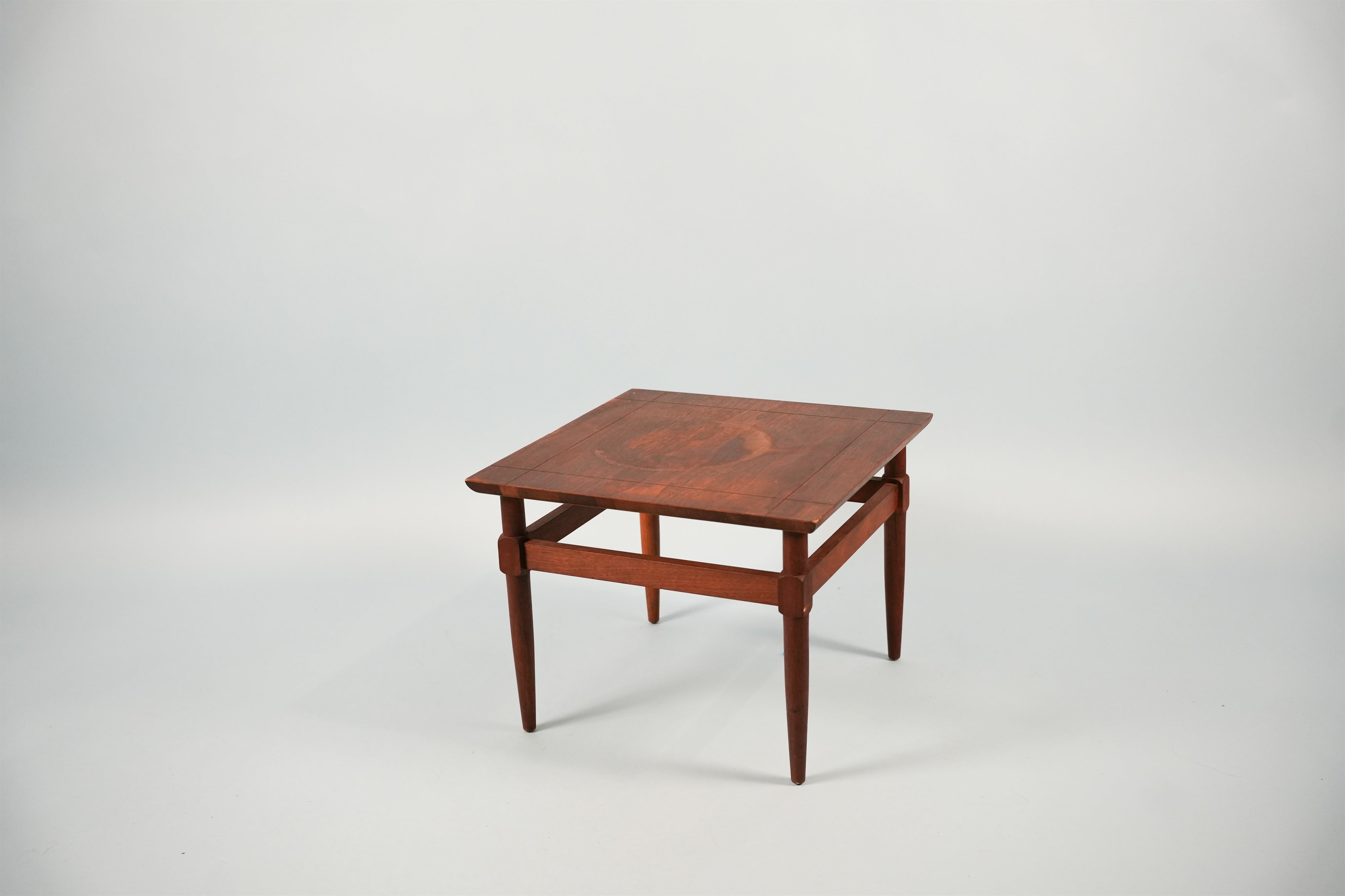 walnut-tapered-leg-side-table-01