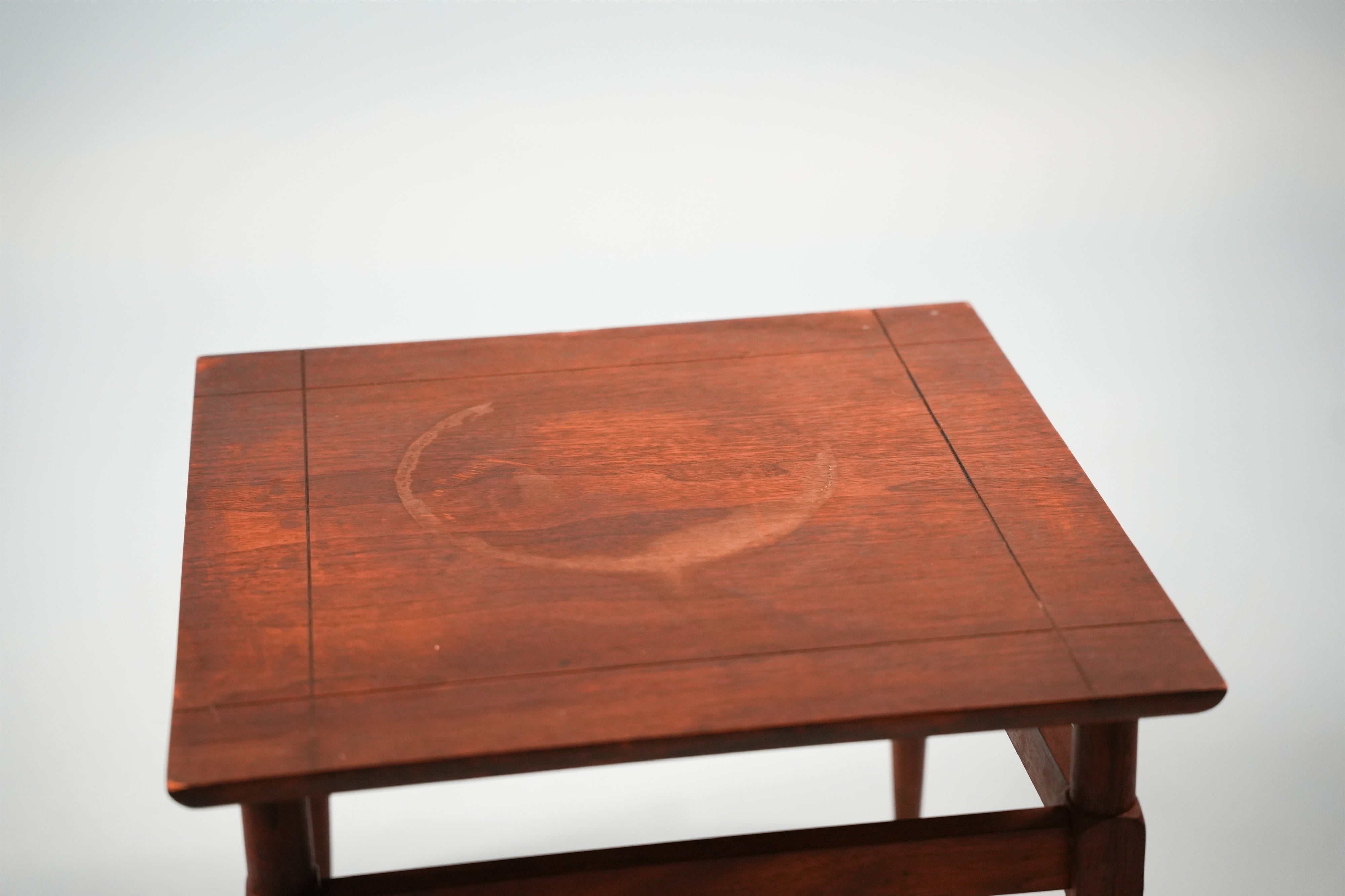 walnut-tapered-leg-side-table-03
